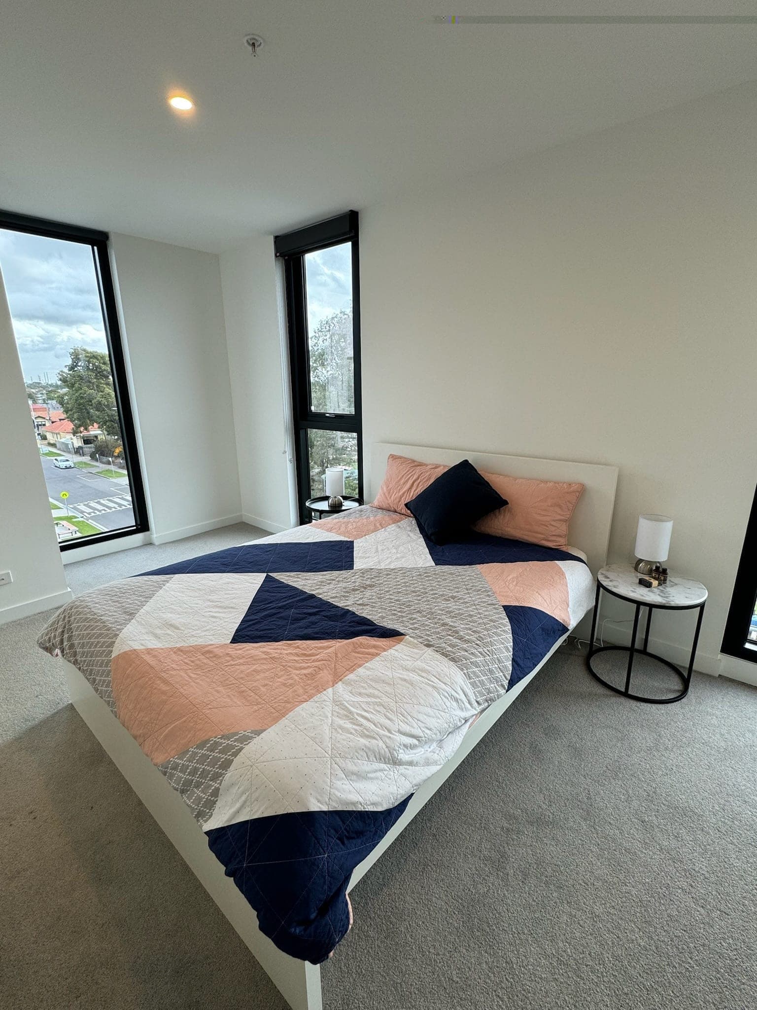 Room in 31 McLister Spotswood, VIC 3015